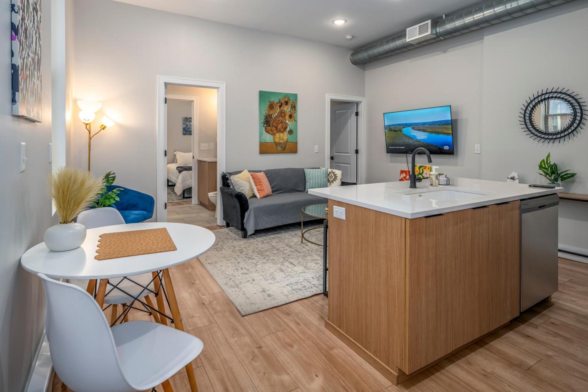 סינסינטי Prime Otr, 3 Lux Queen Beds, Two 55In Tvs, Steps To Tql, Findlay Market, Light Rail, Fast Wifi מראה חיצוני תמונה