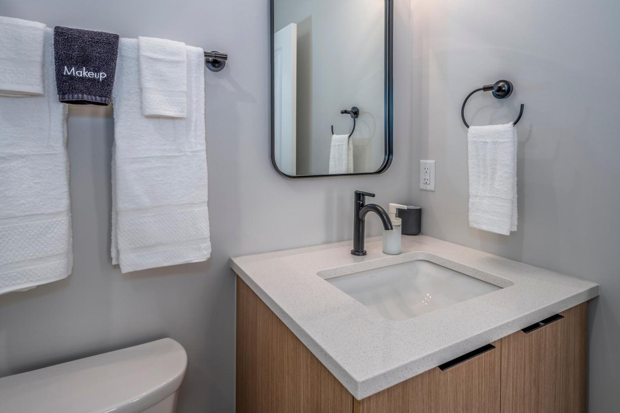 סינסינטי Prime Otr, 3 Lux Queen Beds, Two 55In Tvs, Steps To Tql, Findlay Market, Light Rail, Fast Wifi מראה חיצוני תמונה